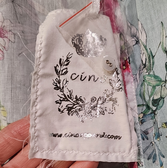 NWT Cino Boutique Floral Button-Up Shirt Sz XL - Picture 4 of 4